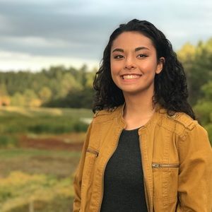 Meet your Posher, Brianna